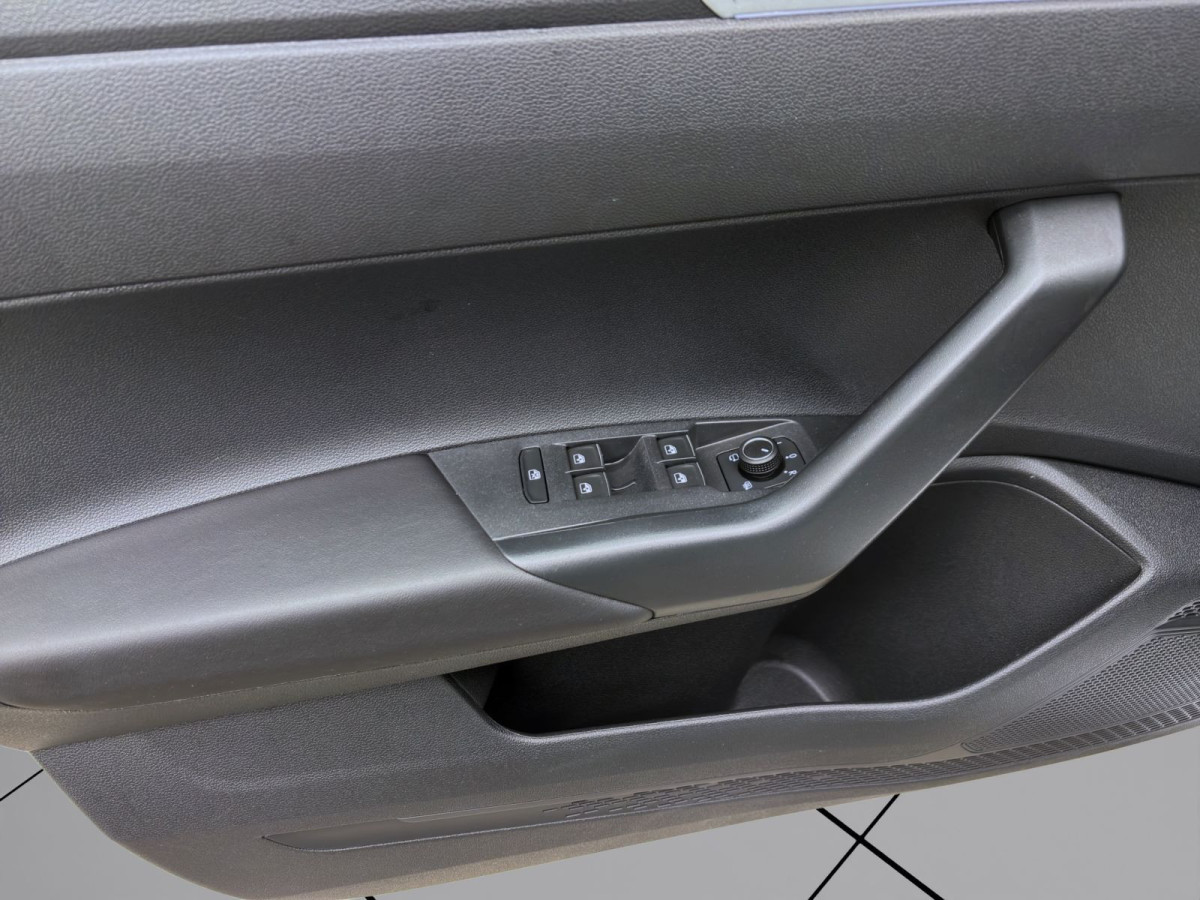 Thumb 9: Volkswagen Taigo 1.0 TSI GOAL NAVI KLIMA PDC SHZG