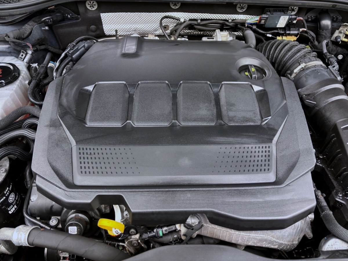 Thumb 16: Volkswagen Arteon Shooting Brake 2.0 TDI DSG 4M R-LINE STANDHZG AHK NAVI