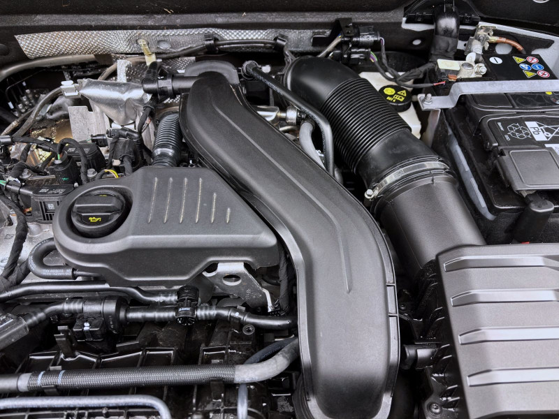 Bild 17: Audi Q2 35 TFSI ADVANCED VIRTUAL NAVI LM17 KLIMA