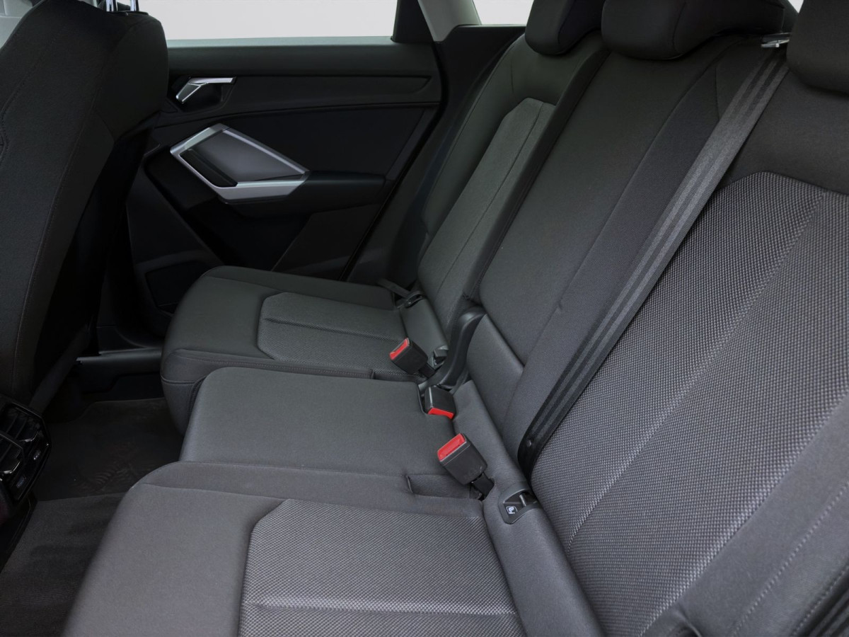 Thumb 13: Audi Q3 35 TFSI S LINE STANDHZG SPORTSITZE SITZHZG