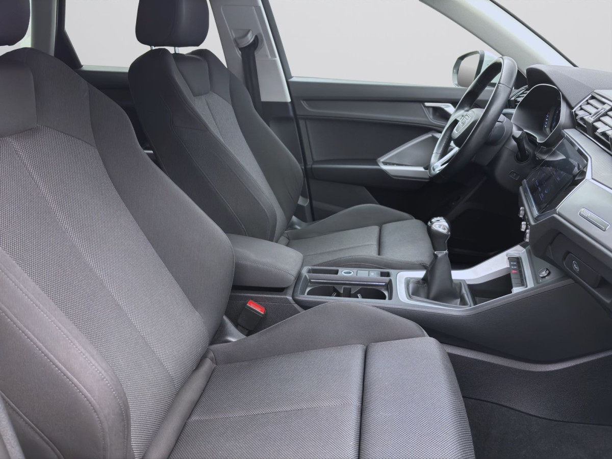 Thumb 14: Audi Q3 35 TFSI S LINE STANDHZG SPORTSITZE SITZHZG