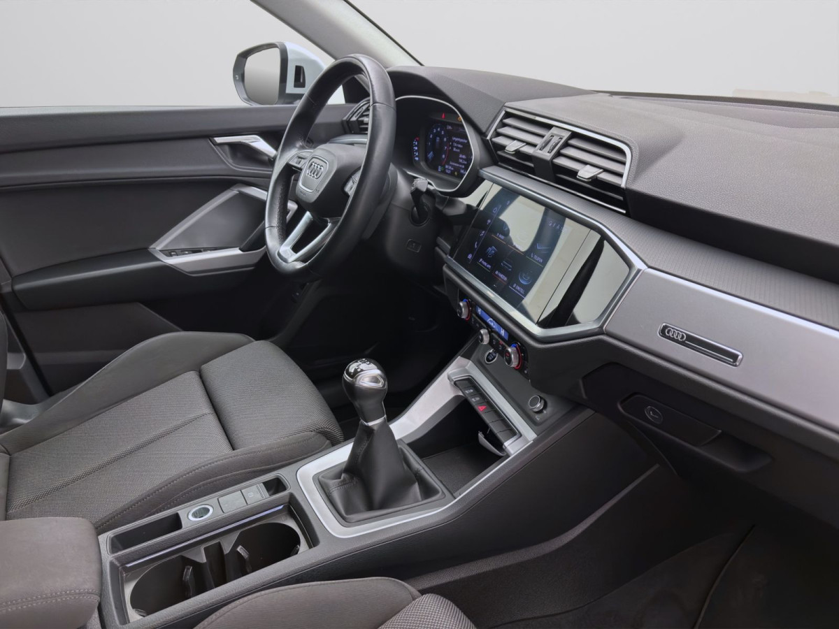 Thumb 15: Audi Q3 35 TFSI S LINE STANDHZG SPORTSITZE SITZHZG