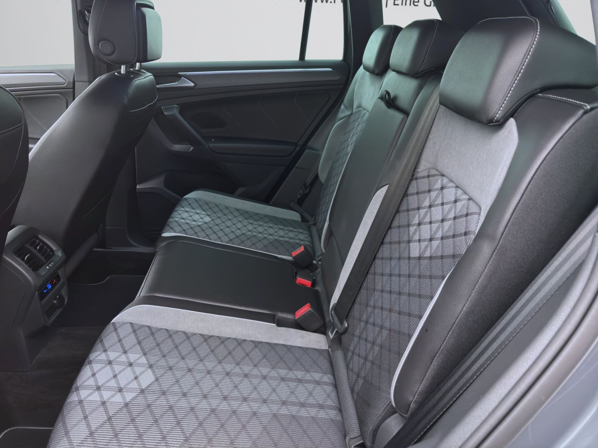 Thumb 13: Volkswagen Tiguan 2.0 TDI DSG R-LINE NAVI IQ.LIGHT PDC SITZHZG