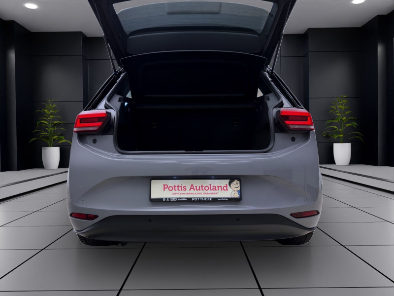 Bild 3: Volkswagen ID.3 PURE PERFORMANCE NAVI PDC LED DAB+