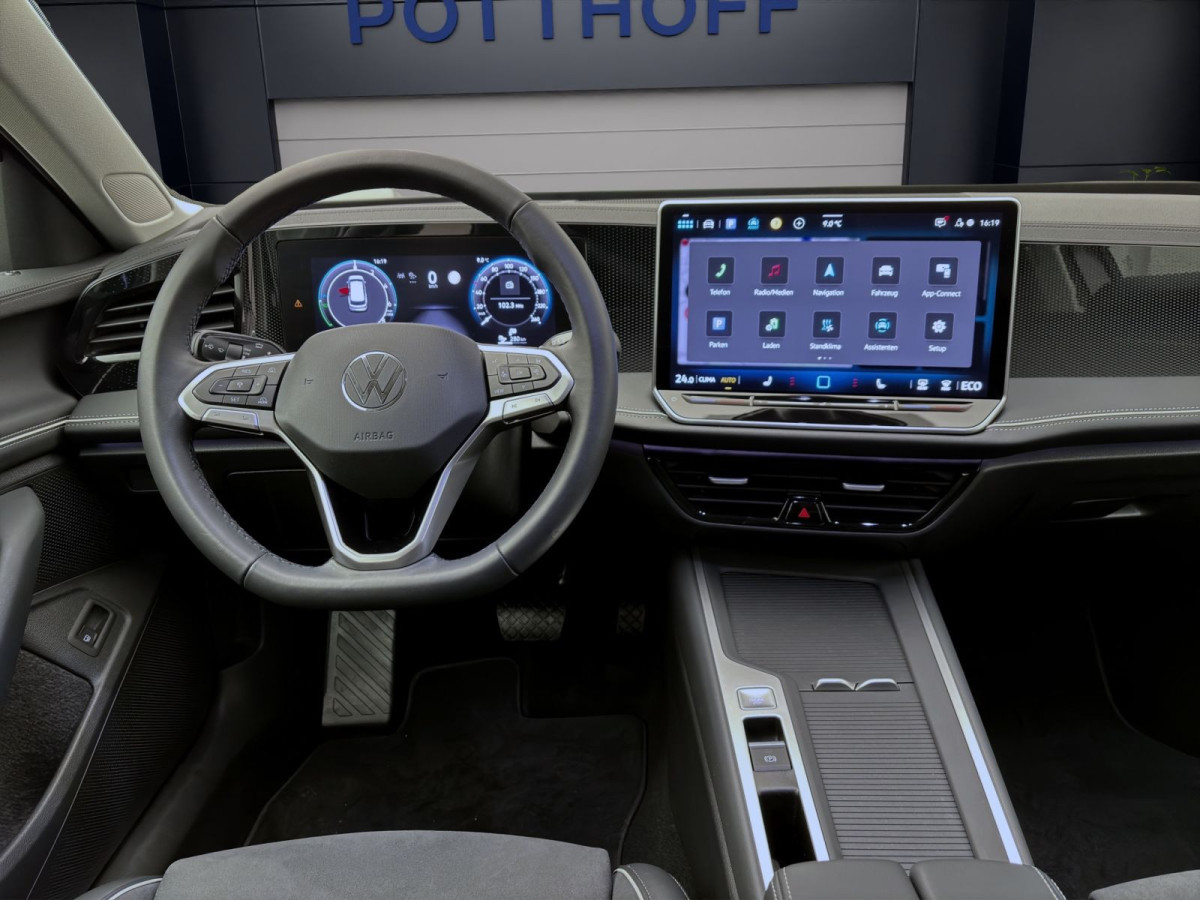 Thumb 11: Volkswagen Passat Variant 1.5 TSI eHybrid BUSINESS NAVI AHK KAMERA KLIMA