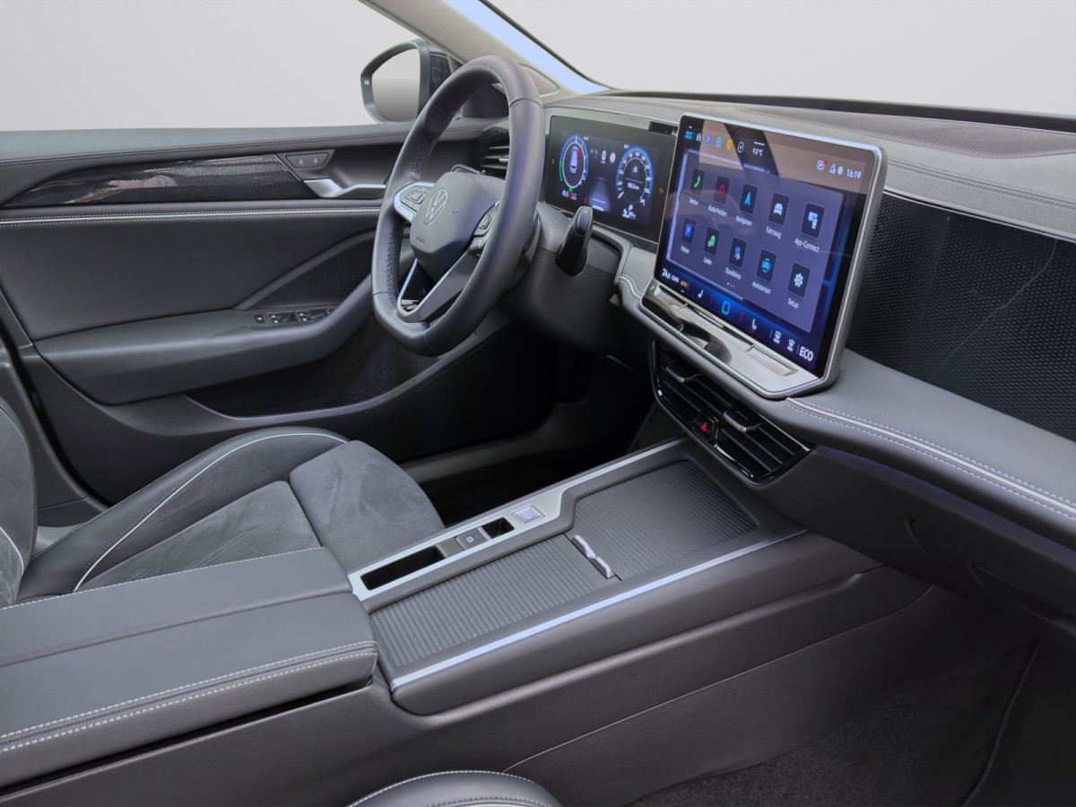 Thumb 15: Volkswagen Passat Variant 1.5 TSI eHybrid BUSINESS NAVI AHK KAMERA KLIMA