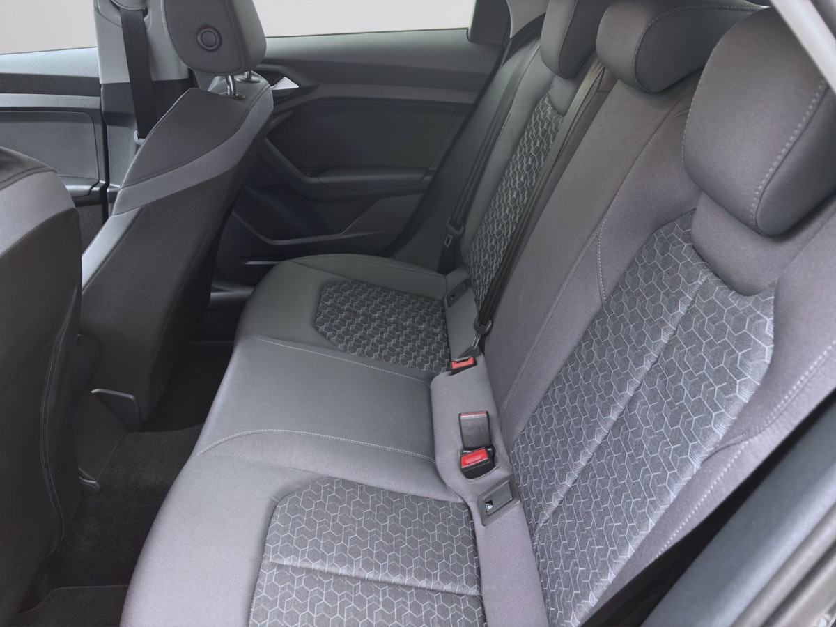 Thumb 13: Audi A1 Sportback 30 TFSI ADVANCED PDC SITZHZG KLIMA VIRTUAL