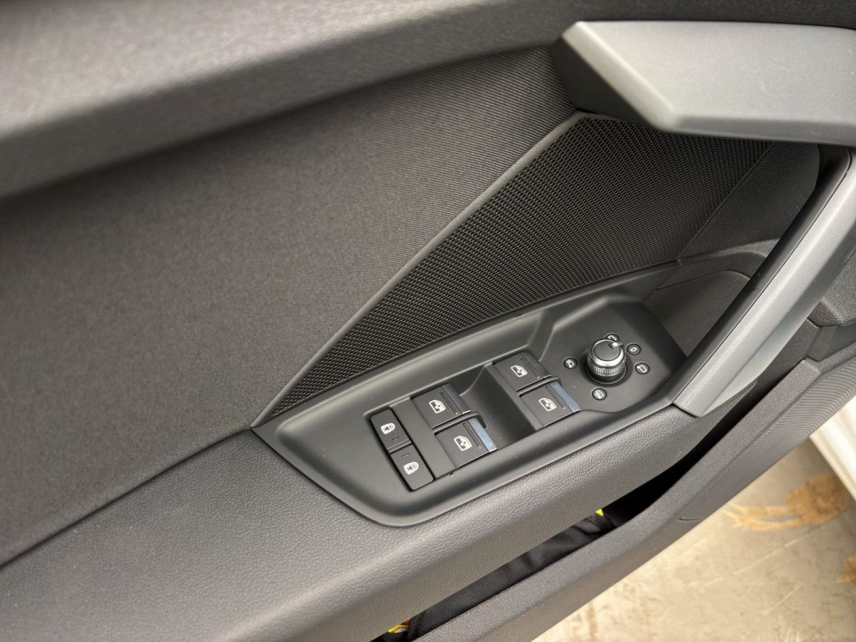 Thumb 9: Audi A3 Sportback 30 TDI NAVI LED KAMERA VIRTUAL