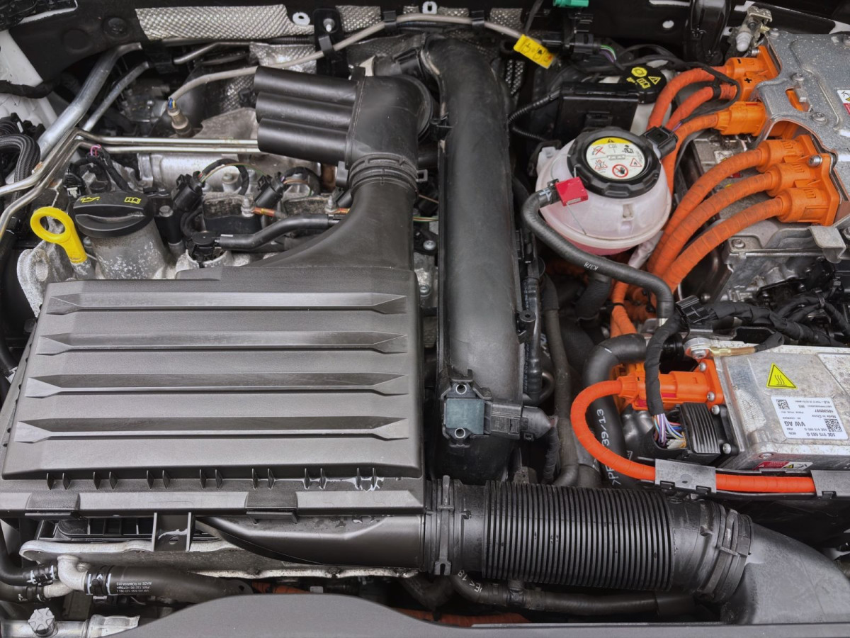 Thumb 16: Audi A3 Sportback 40 TFSIe NAVI HuD LED KAMERA