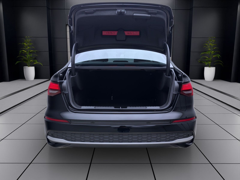 Bild 3: Audi A3 Limousine 35 TFSI ADVANCED AHK NAVI KAMERA SITZHZG