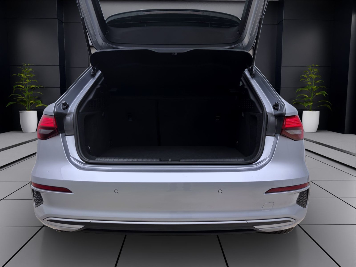 Thumb 3: Audi A3 Sportback 35 TFSI ADVANCED AHK PDC SITZHZG KLIMA