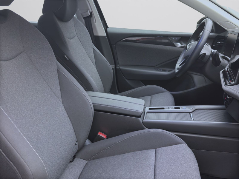 Bild 14: Volkswagen Passat Variant 1.5 eTSI DSG AHK KAMERA ACC SHZG LED