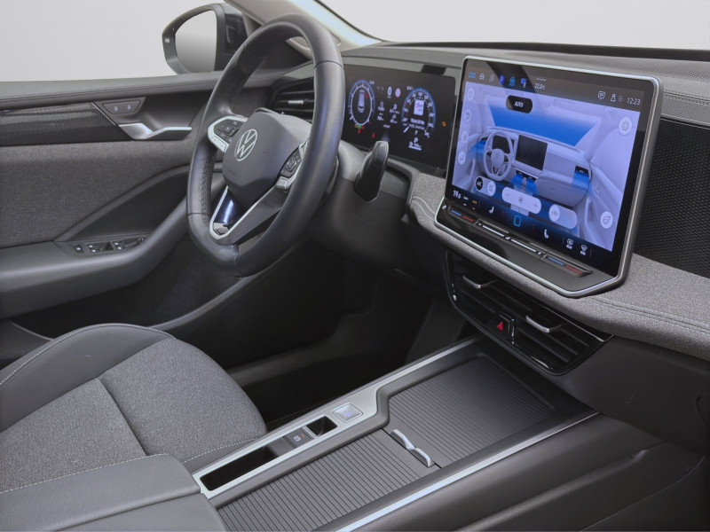 Bild 15: Volkswagen Passat Variant 1.5 eTSI DSG AHK KAMERA ACC SHZG LED