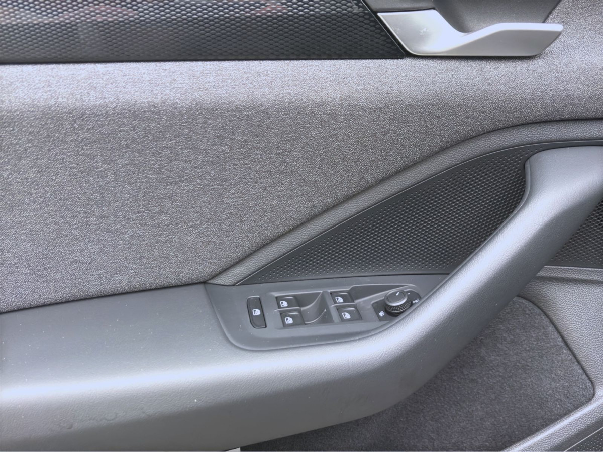 Thumb 9: Volkswagen Passat Variant 1.5 eTSI DSG AHK KAMERA ACC SHZG LED