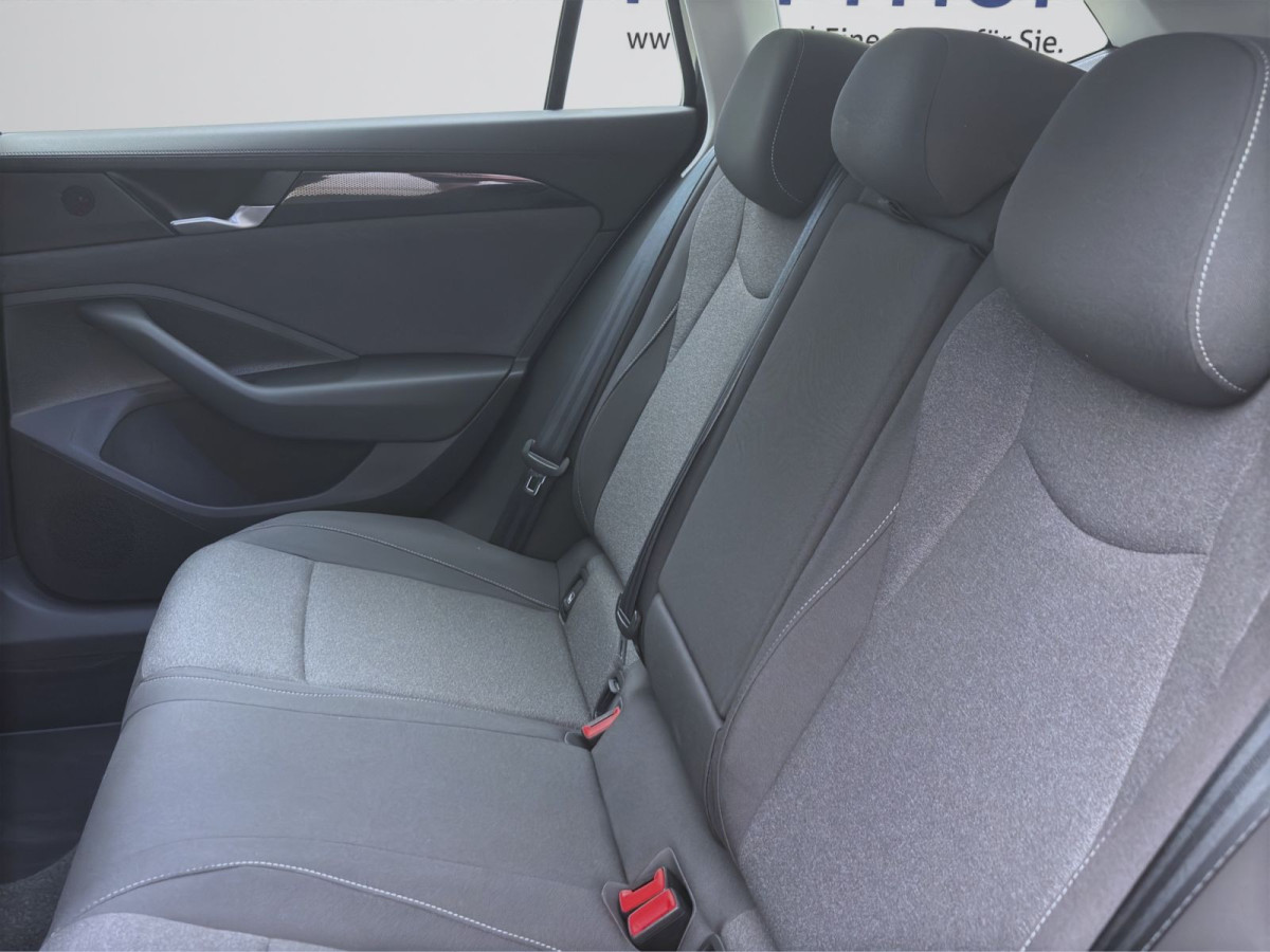 Thumb 13: Volkswagen Passat Variant 1.5 eTSI DSG AHK KAMERA ACC SHZG LED