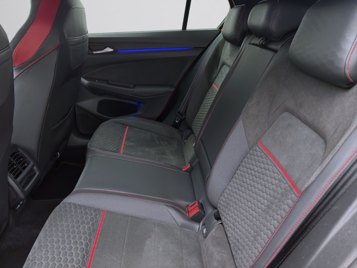 Thumb 14: Volkswagen Golf GTI CLUBSPORT NAVI KAMERA LED+ SITZHZG