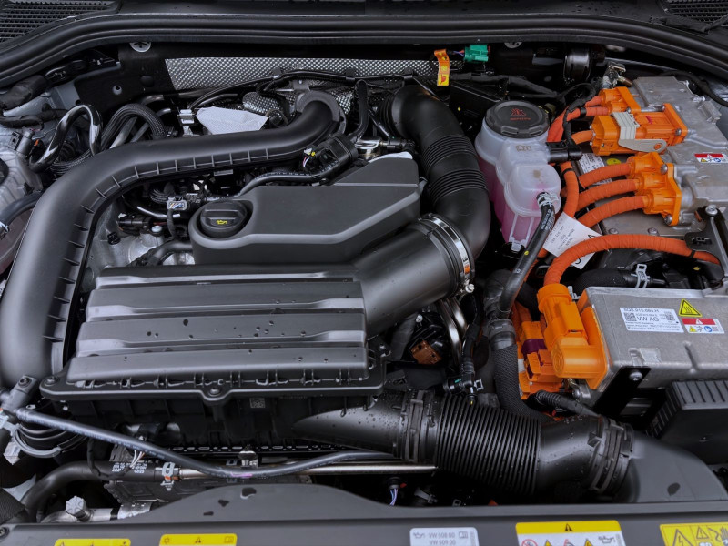 Bild 16: Volkswagen Passat Variant 1.5 TSI eHybrid DSG BUSINESS AHK NAVI KAMERA SITZHZG