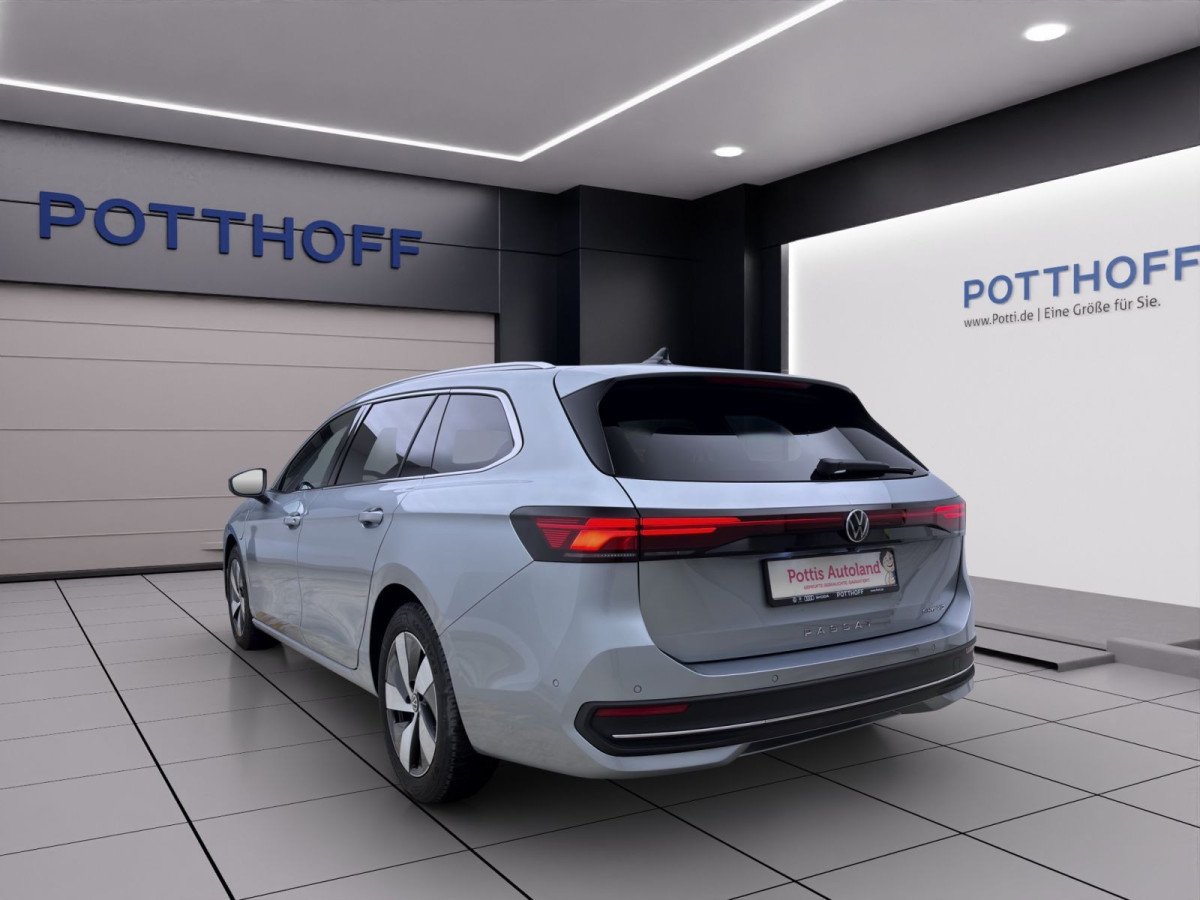 Thumb 1: Volkswagen Passat Variant 1.5 TSI eHybrid DSG BUSINESS AHK NAVI KAMERA SITZHZG