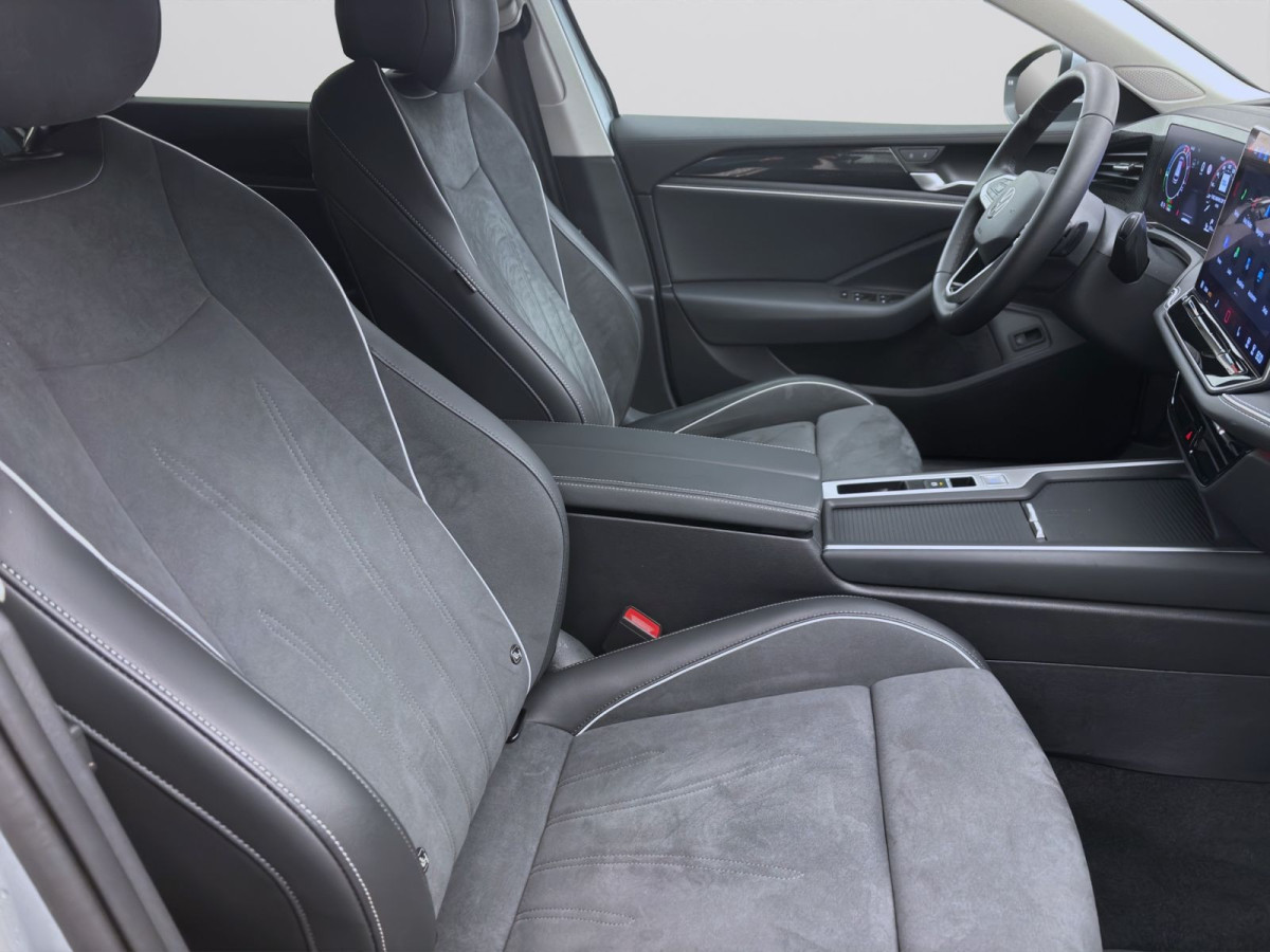 Thumb 14: Volkswagen Passat Variant 1.5 TSI eHybrid DSG BUSINESS AHK NAVI KAMERA SITZHZG