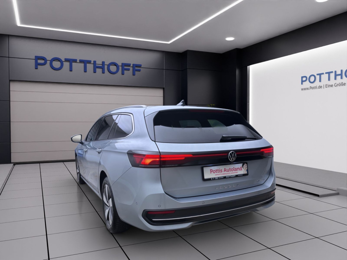 Thumb 1: Volkswagen Passat Variant 1.5 TSI eHybrid DSG BUSINESS AHK NAVI KAMERA SITZHZG