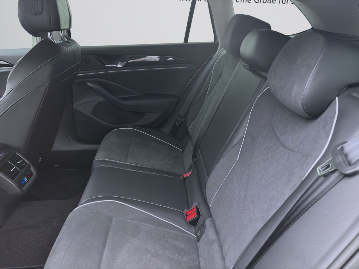 Thumb 14: Volkswagen Passat Variant 1.5 TSI eHybrid DSG BUSINESS AHK NAVI KAMERA SITZHZG