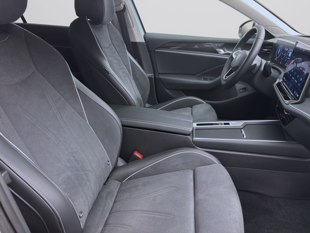 Thumb 15: Volkswagen Passat Variant 1.5 TSI eHybrid DSG BUSINESS AHK NAVI KAMERA SITZHZG