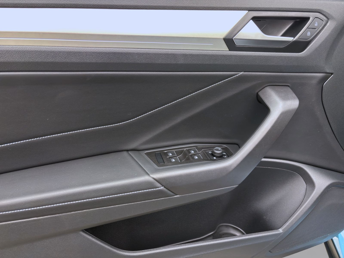 Thumb 8: Volkswagen T-Roc Cabriolet 1.0 TSI MOVE PDC LED+ SITZHZG