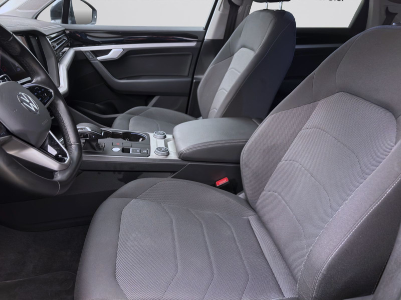 Bild 8: Volkswagen Touareg 3.0 TDI V6 Tiptronic 4M AHK NAVI LUFT ACC