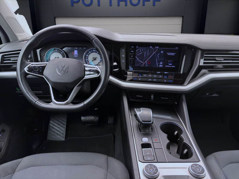 Bild 12: Volkswagen Touareg 3.0 TDI V6 Tiptronic 4M AHK NAVI LUFT ACC