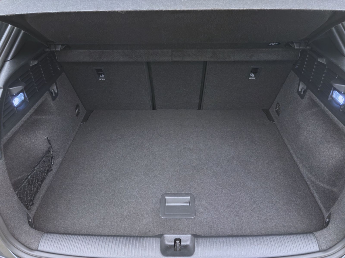 Thumb 3: Audi Q2 35 TDI Q S LINE AHK NAVI MATRIX KLIMA