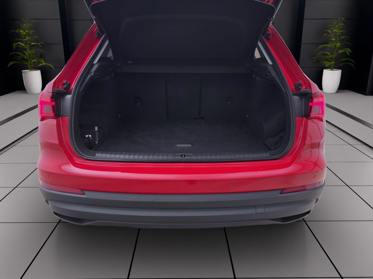 Thumb 3: Audi Q3 40 TDI Q PDC AHK KAMERA NAVI eKLAPPE