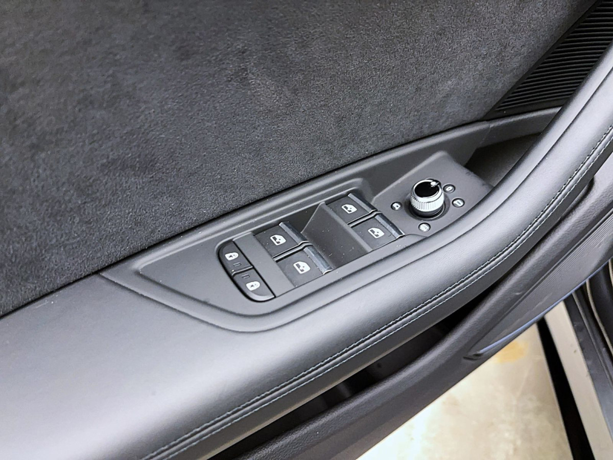 Thumb 9: Audi RS5 Sportback Q COMPETITION+ PANO NAVI+ MATRIX KAMERA