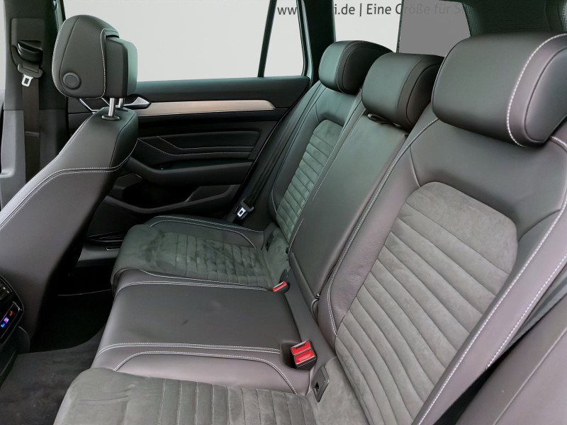 Bild 13: Volkswagen Passat Variant 2.0 TDI DSG ELEGANCE STANDHZG AHK PANO IQ.LIGHT