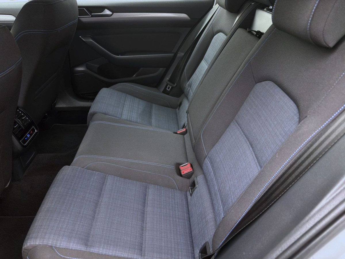 Thumb 14: Volkswagen Passat Variant 1.4 TSI eHybrid DSG GTE NAVI KAMERA PDC LED SITZHZG