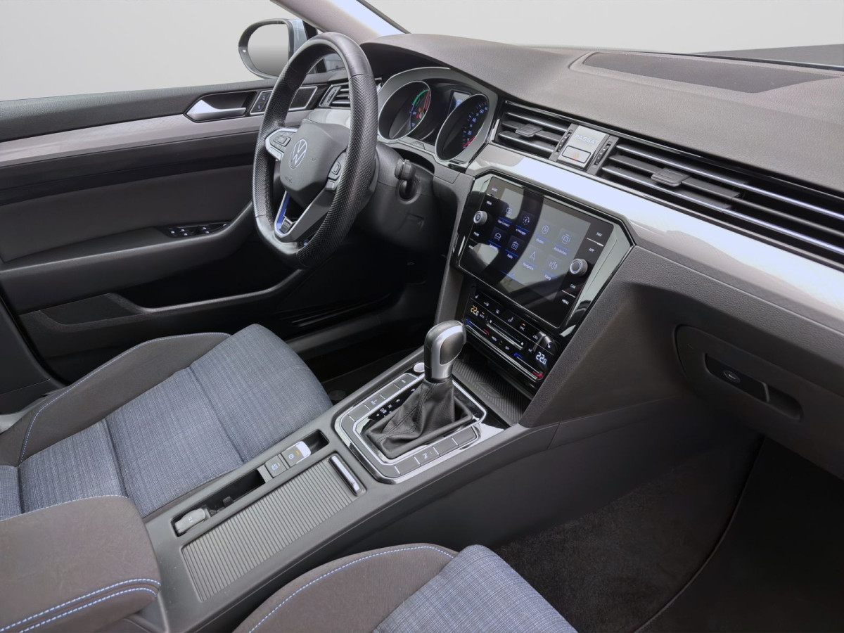 Thumb 16: Volkswagen Passat Variant 1.4 TSI eHybrid DSG GTE NAVI KAMERA PDC LED SITZHZG