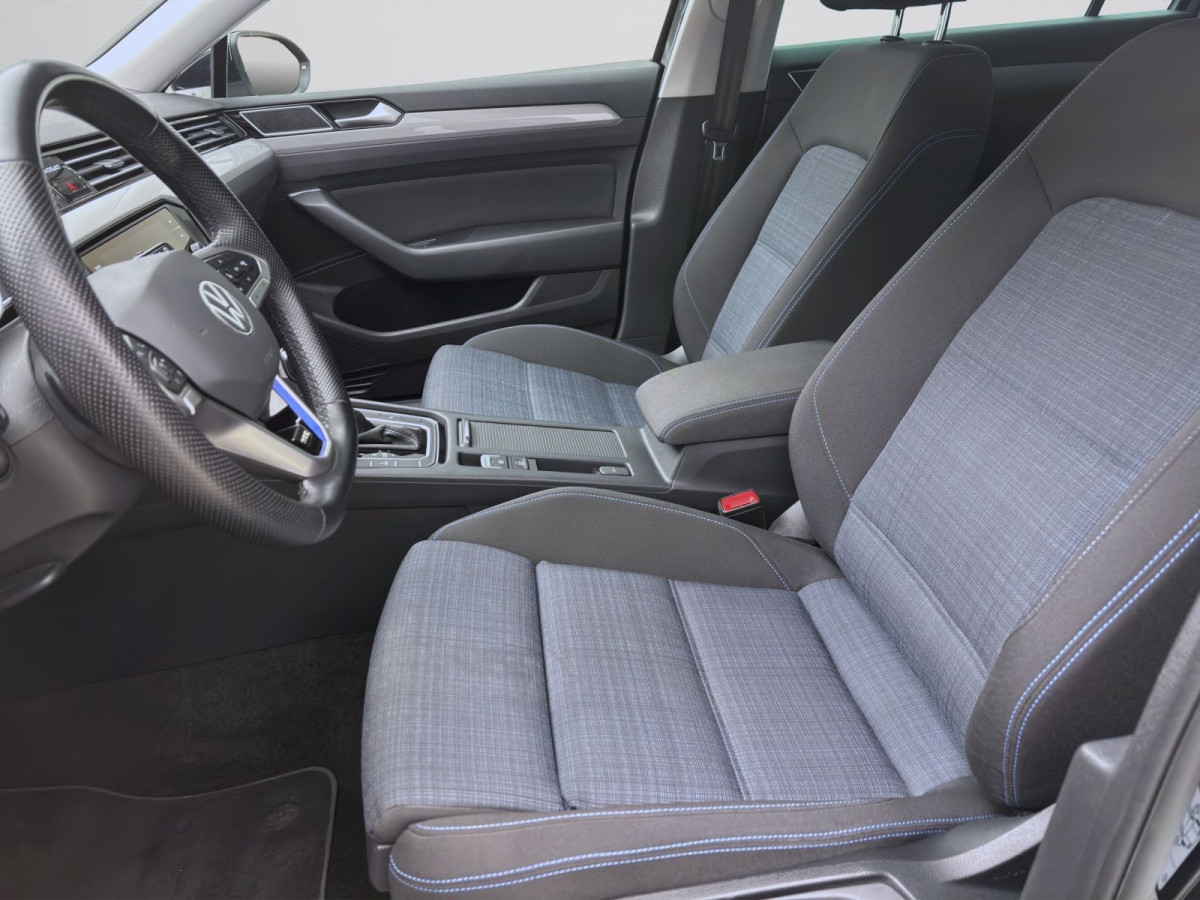 Thumb 8: Volkswagen Passat Variant 1.4 TSI eHybrid DSG GTE NAVI KAMERA LED PDC