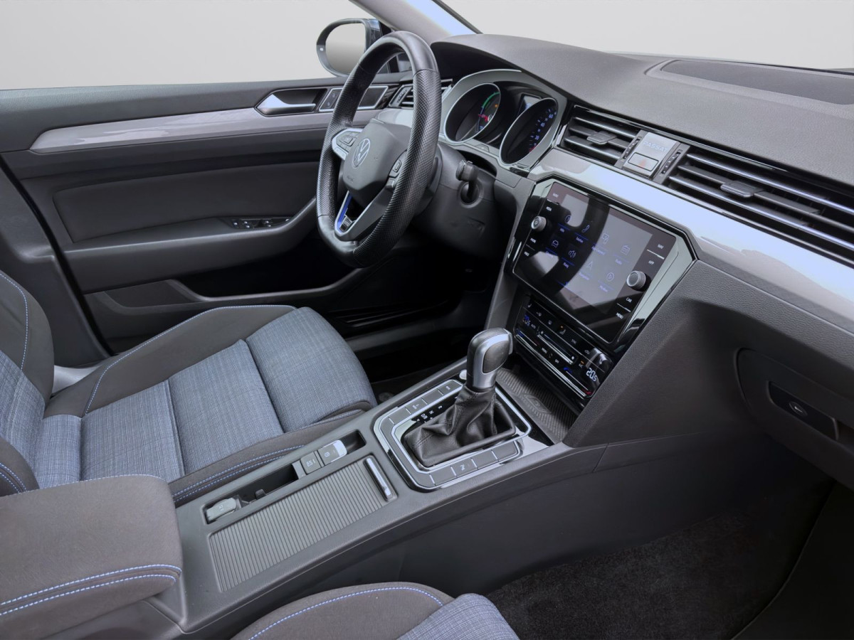 Thumb 15: Volkswagen Passat Variant 1.4 TSI eHybrid DSG GTE NAVI KAMERA LED PDC
