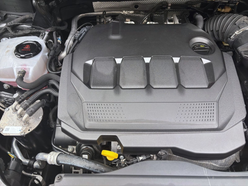 Bild 16: Volkswagen Touran 2.0 TDI DSG ACTIVE NAVI PDC SITZHZG ACC