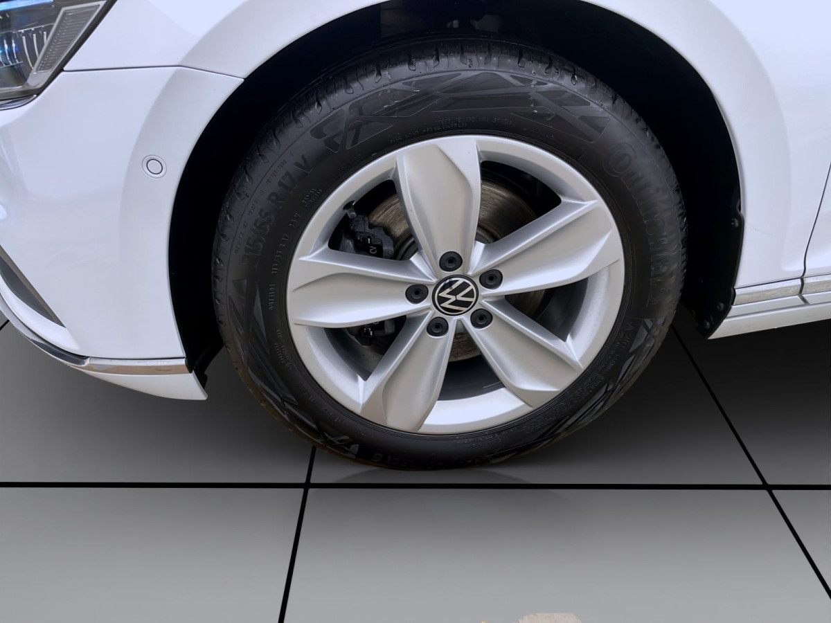 Thumb 7: Volkswagen Passat Variant 2.0 TDI DSG ELEGANCE NAVI KAMERA IQ.LIGHT