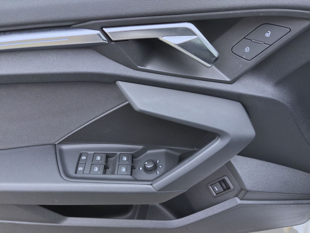 Thumb 9: Audi A3 Sportback 35 TDI ADVANCED MATRIX NAVI KAMERA SITZHZG