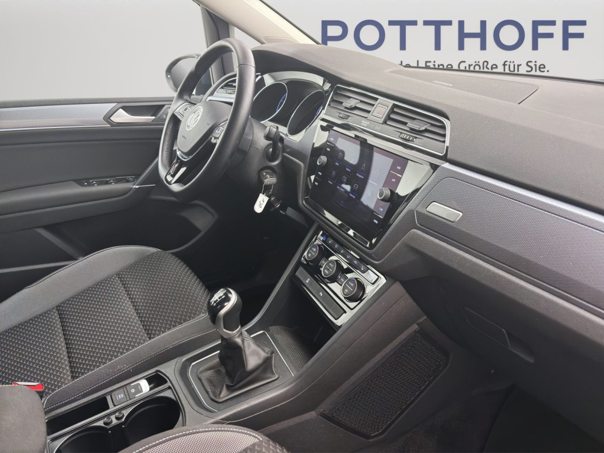 Thumb 15: Volkswagen Touran 1.5 TSI ACTIVE NAVI KLIMA PDC SHZG