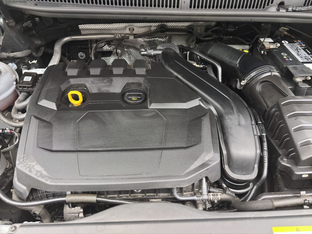 Thumb 16: Volkswagen Touran 1.5 TSI ACTIVE NAVI KLIMA PDC SHZG