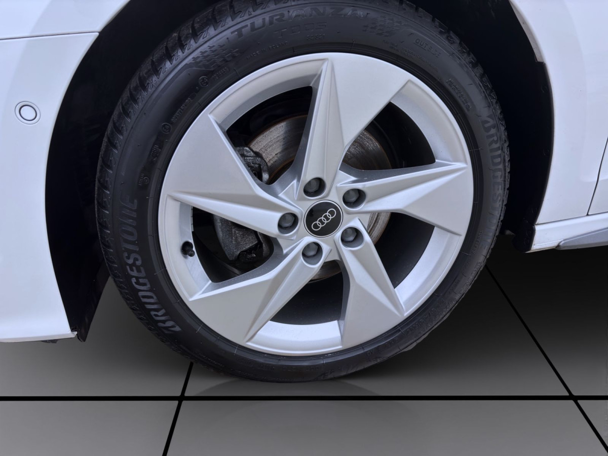 Thumb 7: Audi A3 Sportback 35 TDI S LINE NAVI+ MATRIX PDC SITZHZG