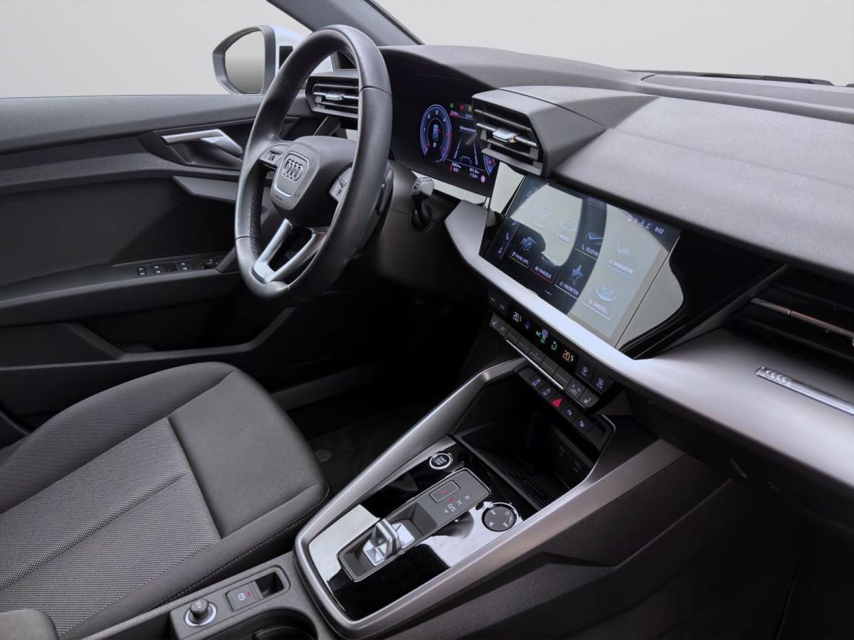 Thumb 16: Audi A3 Sportback 35 TDI S LINE NAVI+ MATRIX PDC SITZHZG