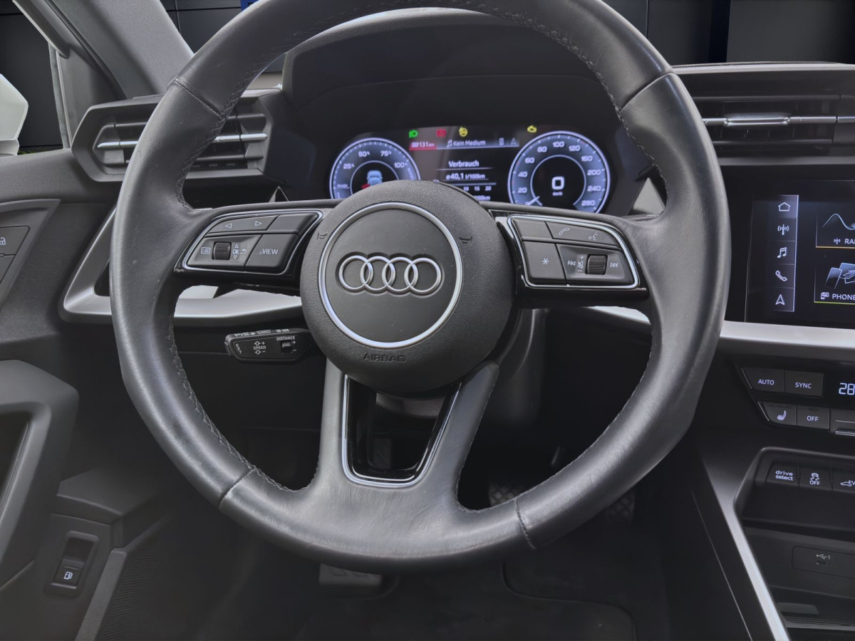 Thumb 11: Audi A3 Sportback 40 TFSIe S LINE NAVI LED VIRTUAL SITZHZG