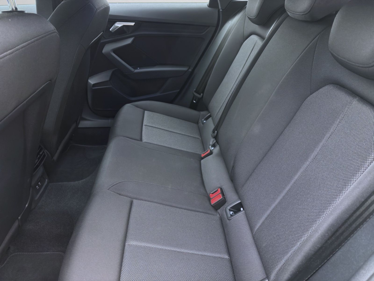 Thumb 14: Audi A3 Sportback 40 TFSIe S LINE NAVI LED VIRTUAL SITZHZG