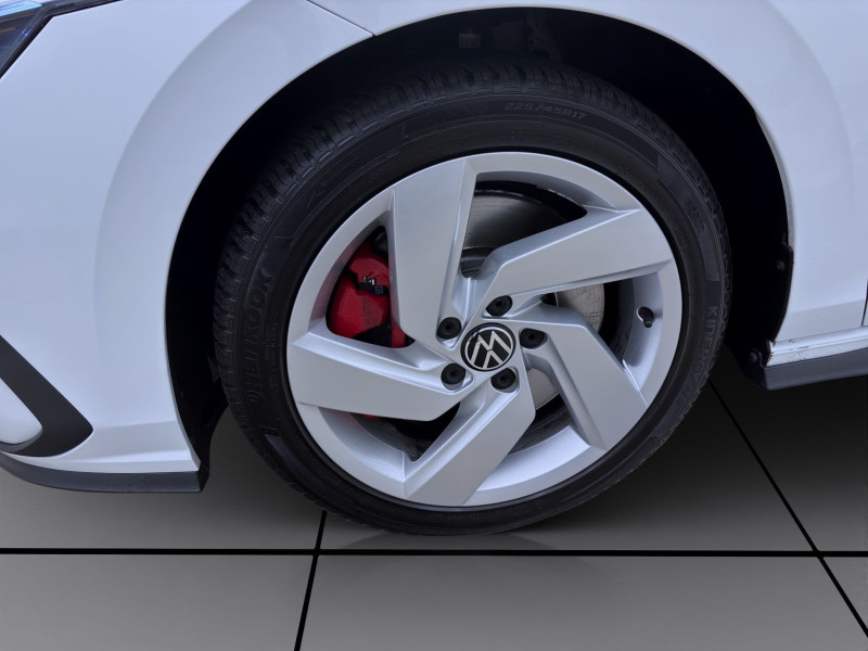 Bild 7: Volkswagen Golf GTI PDC LED+ DAB+ LM17 KLIMA