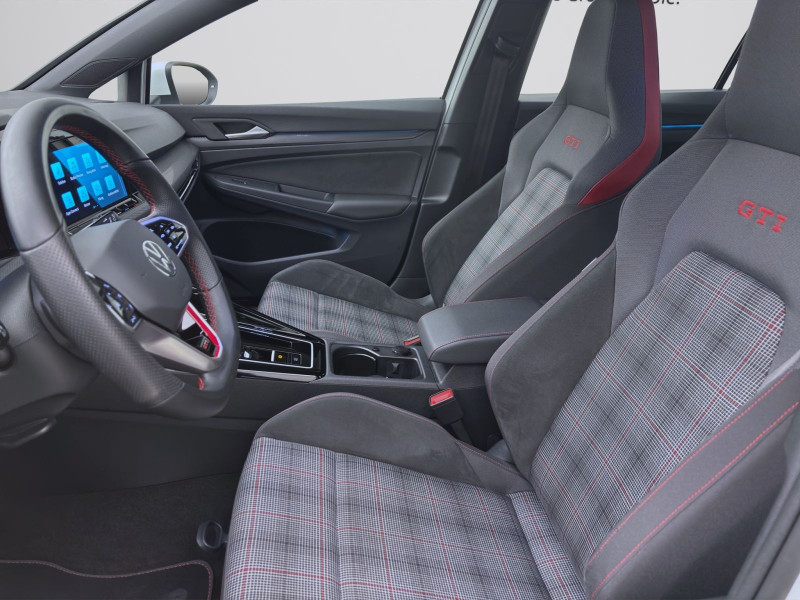 Bild 8: Volkswagen Golf GTI PDC LED+ DAB+ LM17 KLIMA