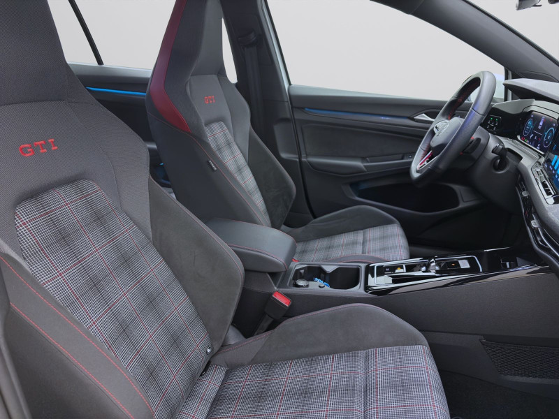 Bild 15: Volkswagen Golf GTI PDC LED+ DAB+ LM17 KLIMA