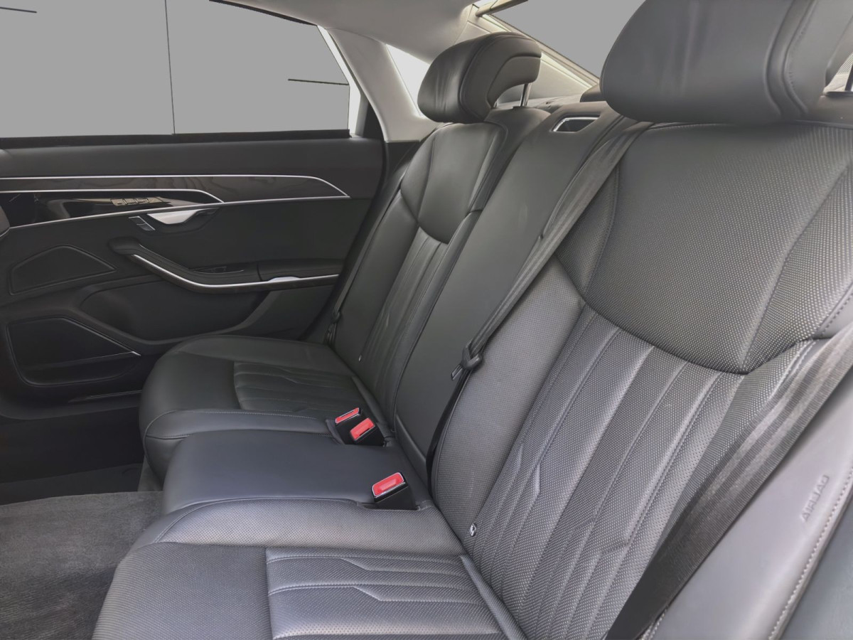 Thumb 13: Audi A8 50 TDI Q LANG STANDHZG AHK HD-MATRIX